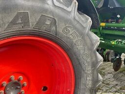 Claas ARION 620 C