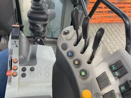 Claas ARION 620 C