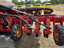 Väderstad Tempo TPV 12 / TPL 12 Solitair Düngertank