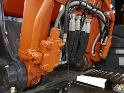 Hitachi ZX300LC-6