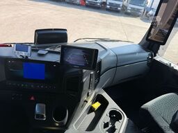 MERCEDES-BENZ ACTROS 2530 L Kühlkoffer 8,2m LBW 2,5 T*20 Palet