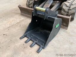 Kubota U 27-4