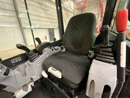 Kubota U 27-4