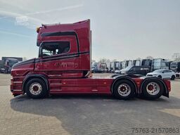 Scania T730 V8 Longline 6x2 - Show truck - Custom in- ...