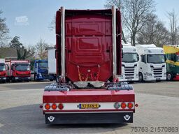 Scania T730 V8 Longline 6x2 - Show truck - Custom in- ...