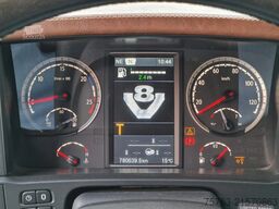 Scania T730 V8 Longline 6x2 - Show truck - Custom in- ...