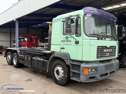 MAN 26.403 6x2 met Stuuras, Handgeschakeld