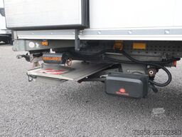 Schmitz Cargobull SKO 24 Doppelstock Ladebordwand Lift Vector HE19