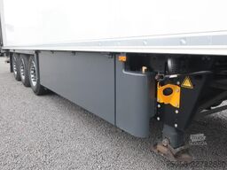 Schmitz Cargobull SKO 24 Doppelstock Ladebordwand Lift Vector HE19