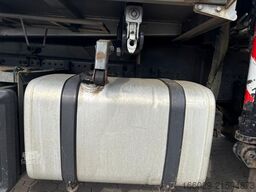 MERCEDES-BENZ Axor 1833 4x4 HAD Dreiseitenkipper mit MGK Kran