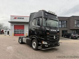 SCANIA S 580 V8 Twistlocks Schausteller