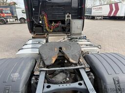 SCANIA S 580 V8 Twistlocks Schausteller