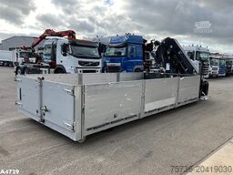 Laadplateau met Hiab 28 Tonmeter laadkraan