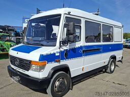 MERCEDES-BENZ 814 D Vario 11 Sitzer Mannschaftswagen Polizei