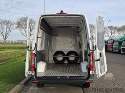 MERCEDES-BENZ SPRINTER 316 L2H2 Mbux RWD!