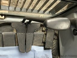 New Holland Kobelco E215