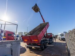 TURBO'S HOET KIPPER + PALFINGER EPSILON Q200Z