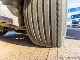 TURBO'S HOET KIPPER + PALFINGER EPSILON Q200Z