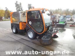 Nilfisk CR3500 Geräteträger Kommunalfahrzeug 4x4