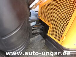 Nilfisk CR3500 Geräteträger Kommunalfahrzeug 4x4