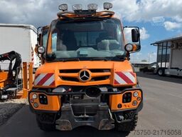 UNIMOG U 427  Hydrostat - Euro 6 - 4x4- 1 Hand- Unfall