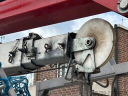 MAN 8-163 mit Böcker AK27-1000 Dachdeckerkran 4x2