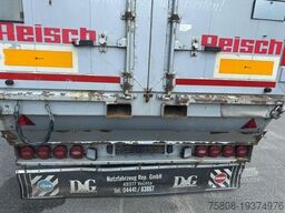 REISCH Walkingfloor Faltwand/Seitliche Türen Stapler