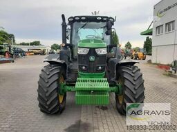 John Deere 6215 R