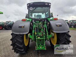 John Deere 6215 R