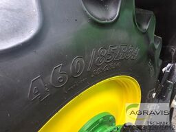 John Deere 6215 R
