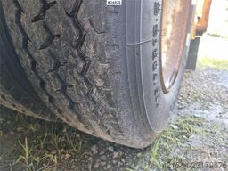 HRD 3 axle jumbo trailer with an extendable deck