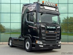 SCANIA S580 V8 NGS 50 YEARS V8 EDITION FULL AIR 2+4 FUL