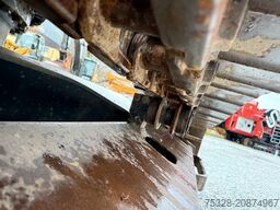 KOMATSU PC 210LC-8 Schnellwechsler BMT SW2 2X Löffel Top