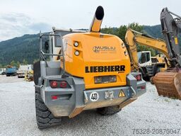 LIEBHERR L 566 Xpower 4,7m3 Schaufel Joystick Lenkun Top