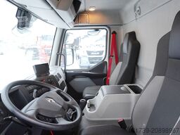 Renault D210 12T / Bitemperature Refrigerator