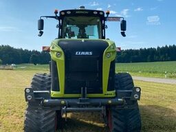 CLAAS Xerion 5000