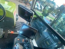 CLAAS Xerion 5000