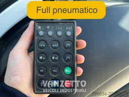 Iveco STRALIS 320S36 4 ASSI PIANALE CON RAMPE