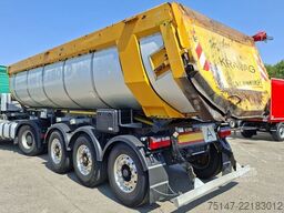 SCHWARZMÜLLER 3-Achs Stahl Thermo Mulde isoliert Asphalt Lift
