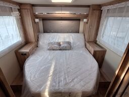 EURA MOBIL Profila T 726 QF LUMINARY-S SONDERANGEBOT