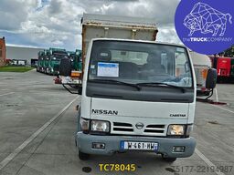 Nissan Cabstar 120cv dc benne