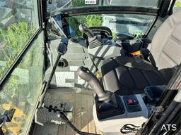 Caterpillar 301.8