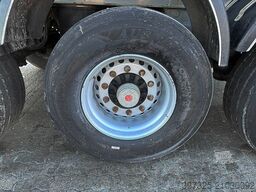 Kel-Berg Asphalt tipper trailer / Asphalt-Kippanhänger /