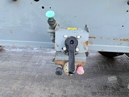 Kel-Berg Asphalt tipper trailer / Asphalt-Kippanhänger /