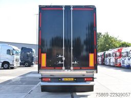 Kraker CF-Z - WALKING FLOOR - 10 MM - SAF AXLES - LIFT...