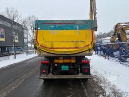 MAN TGS 26.440 Schwarzmuller Tipper trailer