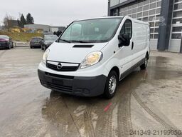 OPEL Vivaro 25TD
