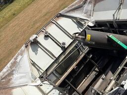 Claas TRION 730
