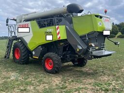 Claas TRION 530