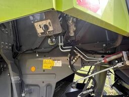 Claas TRION 530